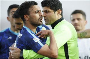 عیدی: قسم می خورم که پنالتی نبود