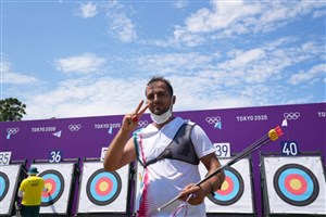 جدال وزیری با تیرانداز مشهور آمریکایی