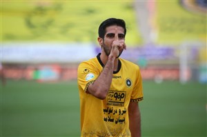 حسینی، ستاره سپاهان در اولین پیروزی فصل (آمار)