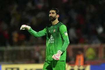 بیرانوند با این تصمیم، ایران را غافلگیر کرد!