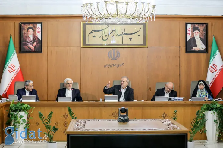 تقدیر روزنامه اصولگرا از عملکرد دولت در جنگ
