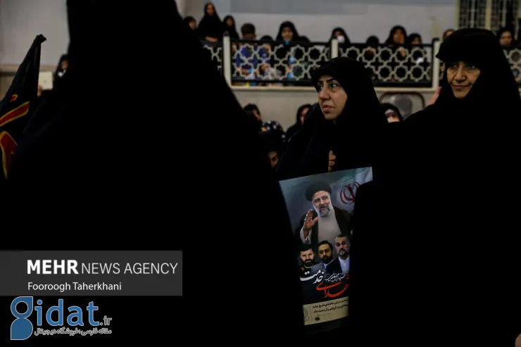 تصاویری از تجمع مردم تهران برای وداع با رئیسی