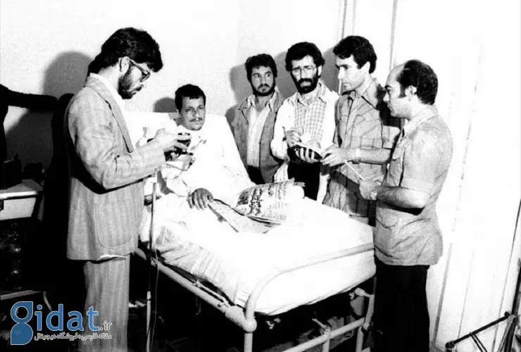 عکسی از هاشمی رفسنجانی پس از سوء قصد نافرجام