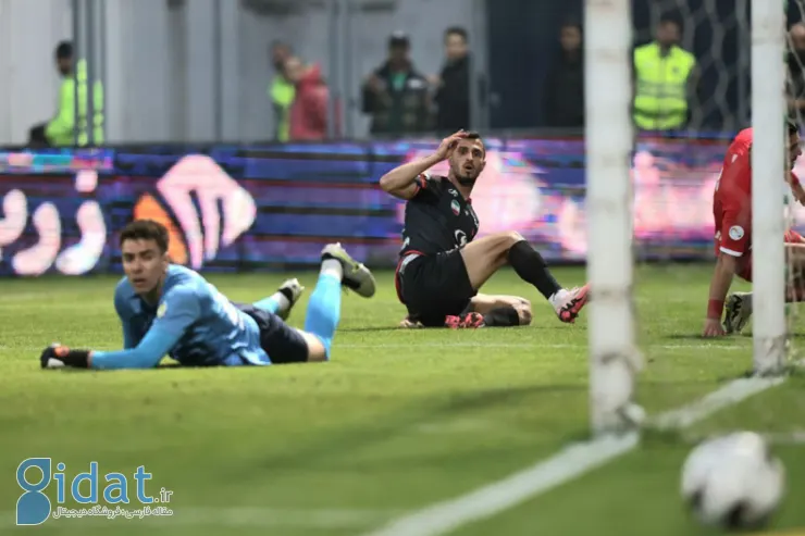 حسرت گلزن پرسپولیس در ورزشگاه وطنی