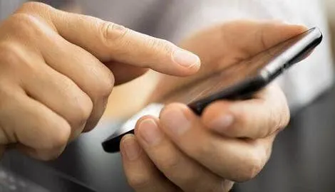 آیا استفاده از تلفن همراه در مدارس قانونی خواهد بود؟