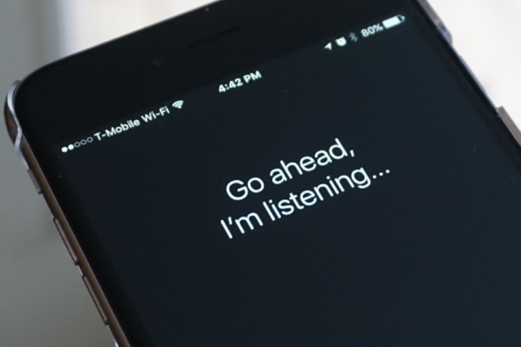 نظارت بر شنود مکالمات دستیار صوتی اپل و گوگل به حالت تعلیق درآمد