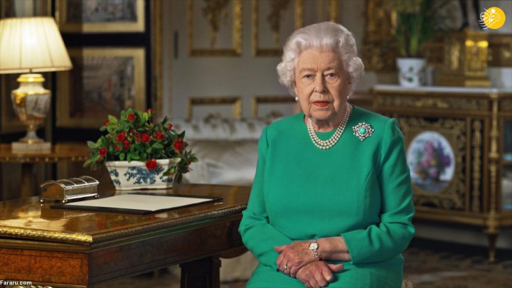 (تصاویر) شوخی با لباس ملکه انگلیس