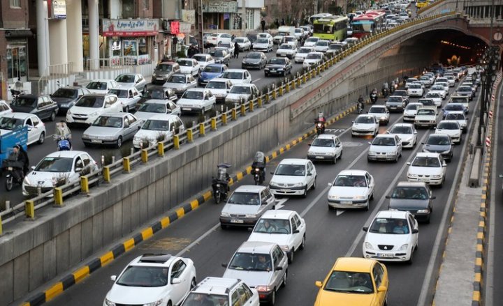 پلیس راهور تهران: افزایش ۷۵ درصدی تعداد خودرو ها در معابر