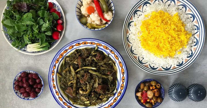 طرز تهیه خورشت کنگر با گوشت؛ رمز و رازهای یک خورشت کنگر خوشمزه