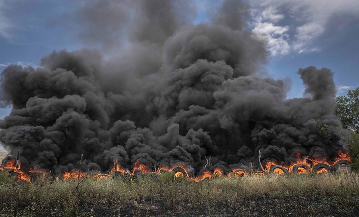 (تصاویر) آتش سوزی باغ های سرخه