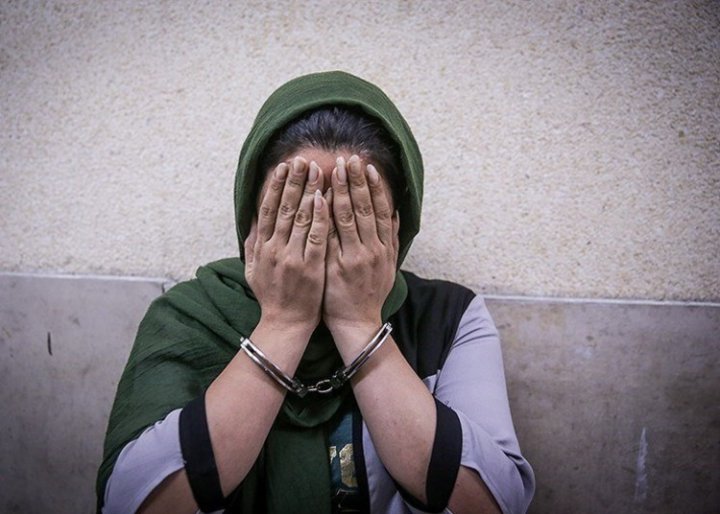 بازداشت یک زن به اتهام انتشار تصاویر غیر اخلاقی