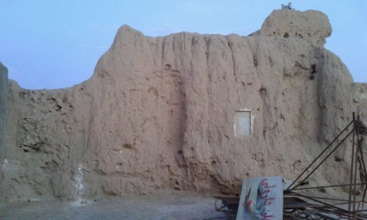 تخریب بزرگترین بنای خشتی ایران بعد از ارگ بم