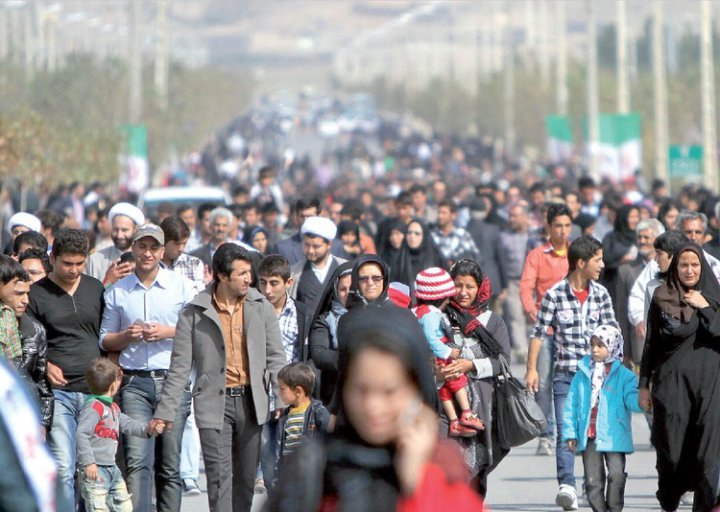 ایران از ۱۴۰۰ وارد مرحله میانسالی جمعیت می شود