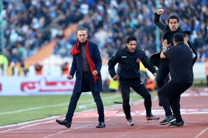 جنجال در اردوی پرسپولیس؛ مذاکره گل محمدی با سپاهان