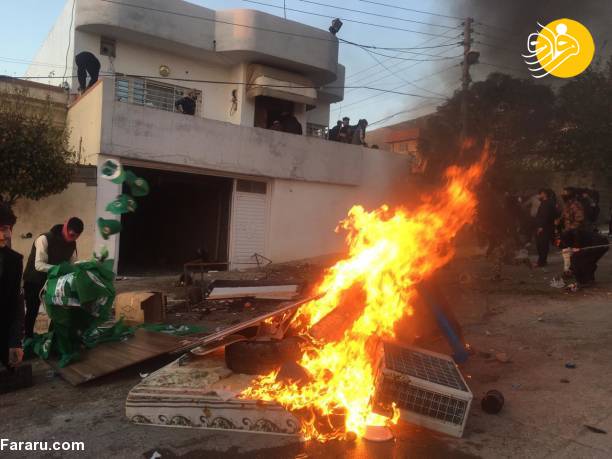 (تصاویر) آتش زدن مقر حزب های اتحادیه میهنی و دموکرات کردستان