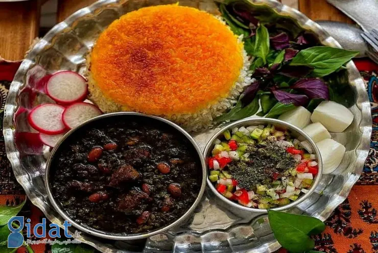 طرز تهیه قورمه سبزی خوشمزه و جا افتاده