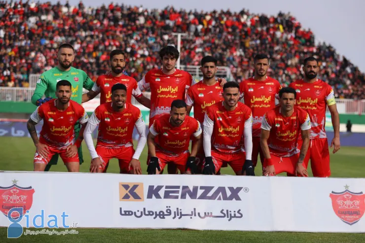 هوادار متمول کمر پرسپولیس را شکست