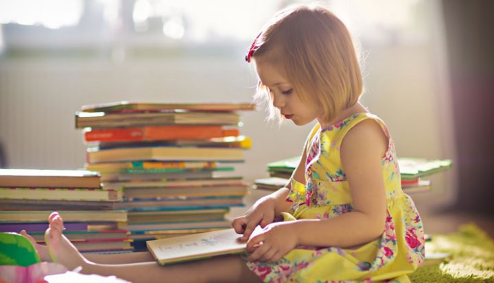 تقویت مهارت های کودک با انتخاب بهترین کتاب ها برای کودکان