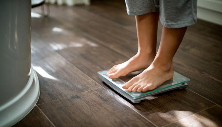 کاهش وزن سریع با ۱۰ راهکار علمی و مؤثر