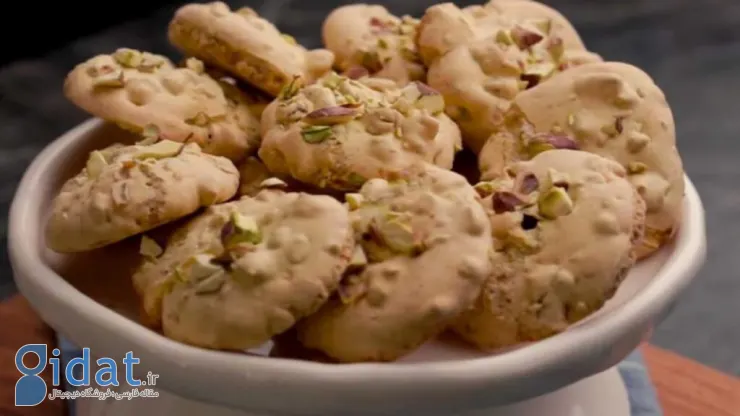 ۳۰ تا از انواع شیرینی خانگی برای عید + طرز تهیه گام به گام
